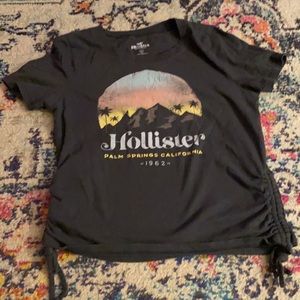 Hollister top size small